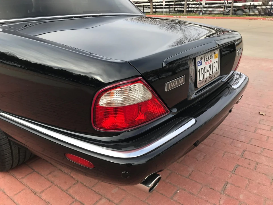 2003 Jaguar X308 XJR - Image 27 of 31