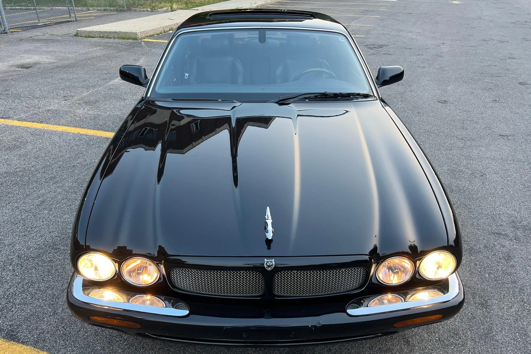 2003 Jaguar X308 XJR - Image 2 of 31
