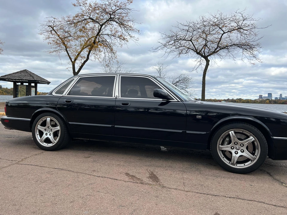 2003 Jaguar X308 XJR - Image 21 of 31