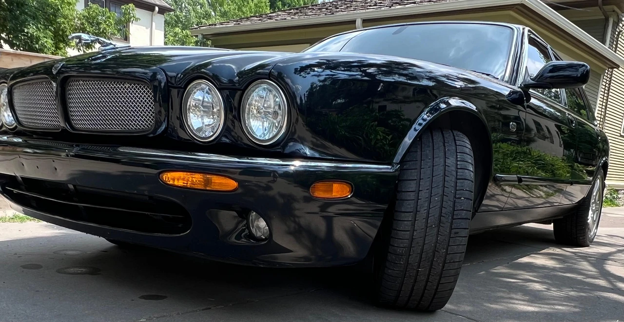 2003 Jaguar X308 XJR - Image 11 of 31