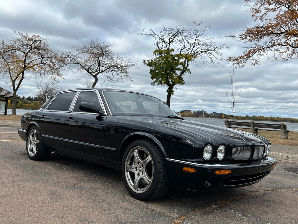 2003 Jaguar X308 XJR - Image 23 of 31