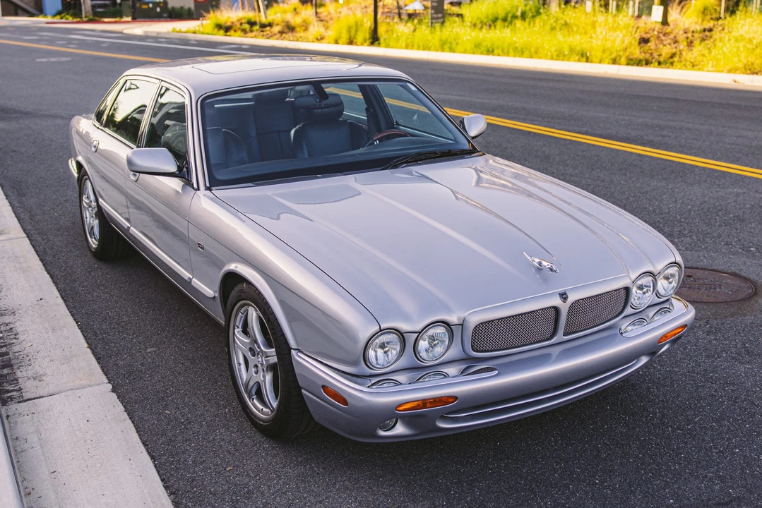 2003 Jaguar X308 XJR - Image 12 of 31