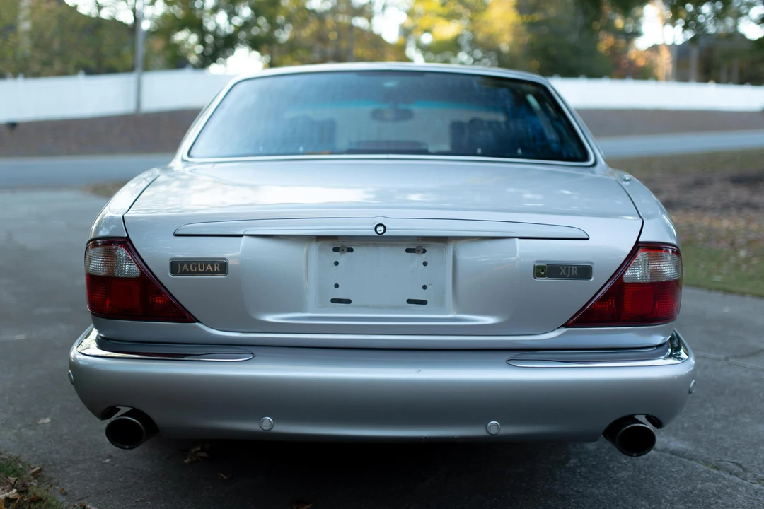 2003 Jaguar X308 XJR - Image 5 of 24