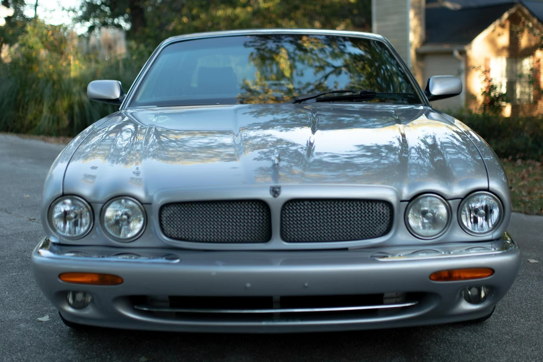 2003 Jaguar X308 XJR - Image 2 of 24