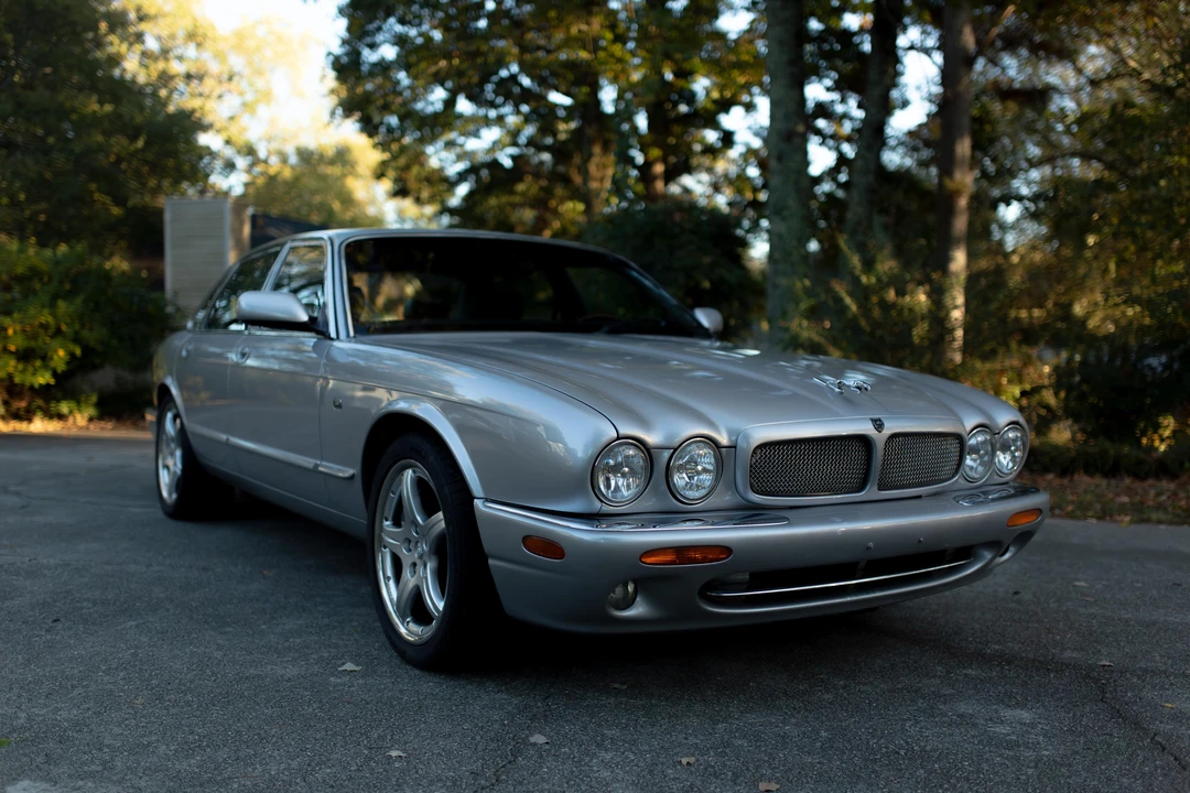 2003 Jaguar X308 XJR - Image 15 of 24