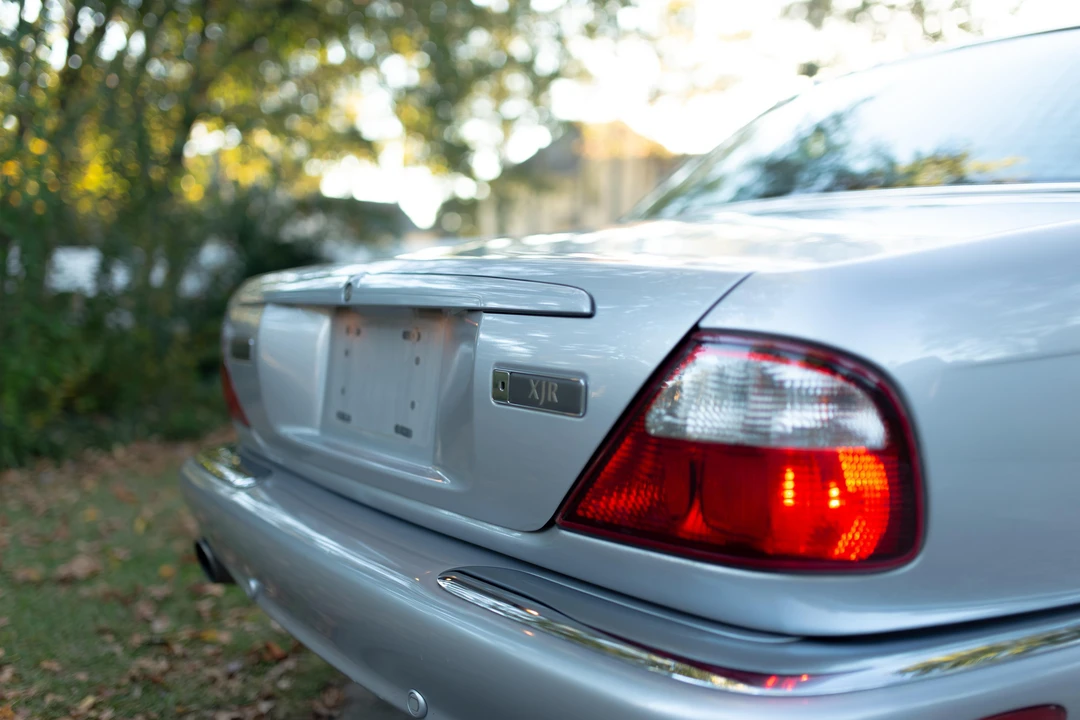 2003 Jaguar X308 XJR - Image 20 of 24
