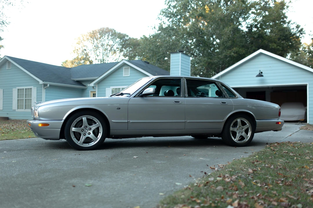 2003 Jaguar X308 XJR - Image 3 of 24