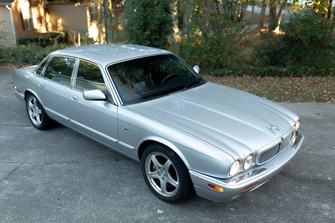 2003 Jaguar X308 XJR - Image 14 of 24