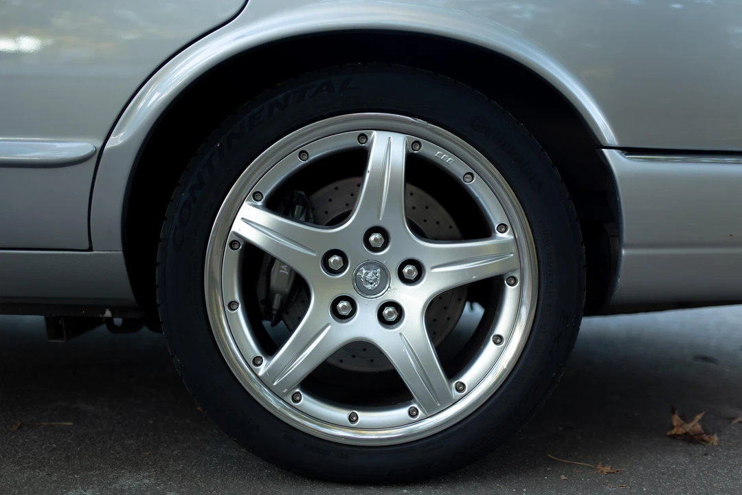 2003 Jaguar X308 XJR - Image 24 of 24