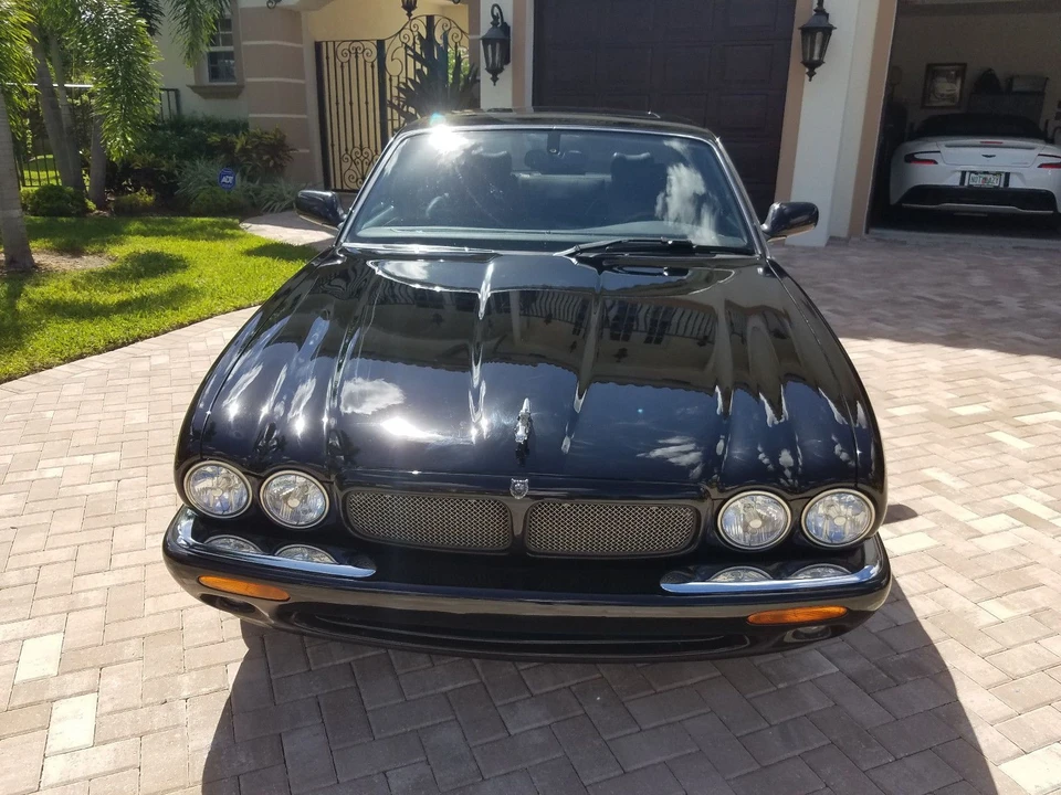 2003 Jaguar X308 XJR - Image 2 of 9