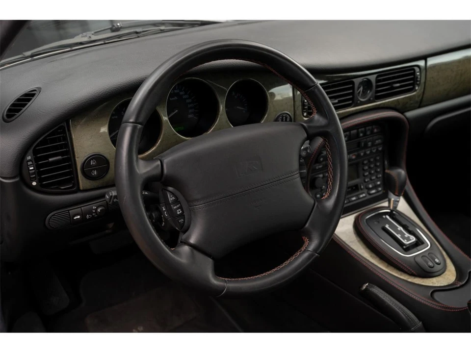 2003 Jaguar X308 XJR - Image 8 of 11