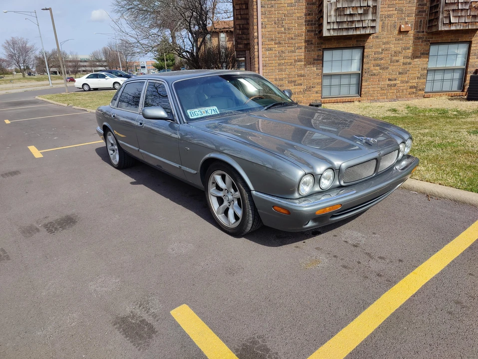 2003 Jaguar X308 XJR - Image 8 of 31