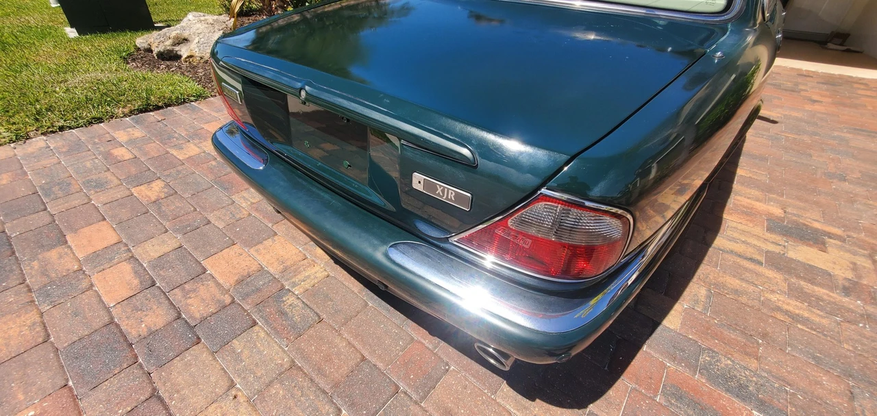 2003 Jaguar X308 XJR - Image 18 of 31