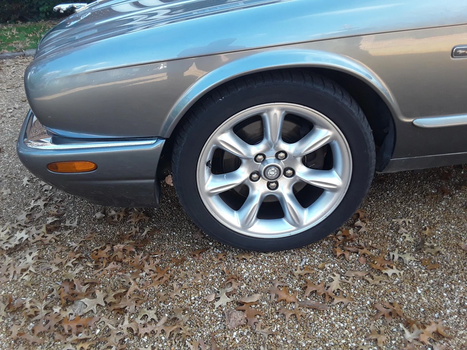 2003 Jaguar X308 XJR - Image 29 of 31