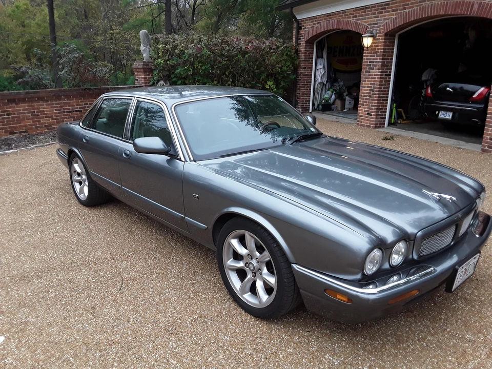 2003 Jaguar X308 XJR - Image 21 of 31