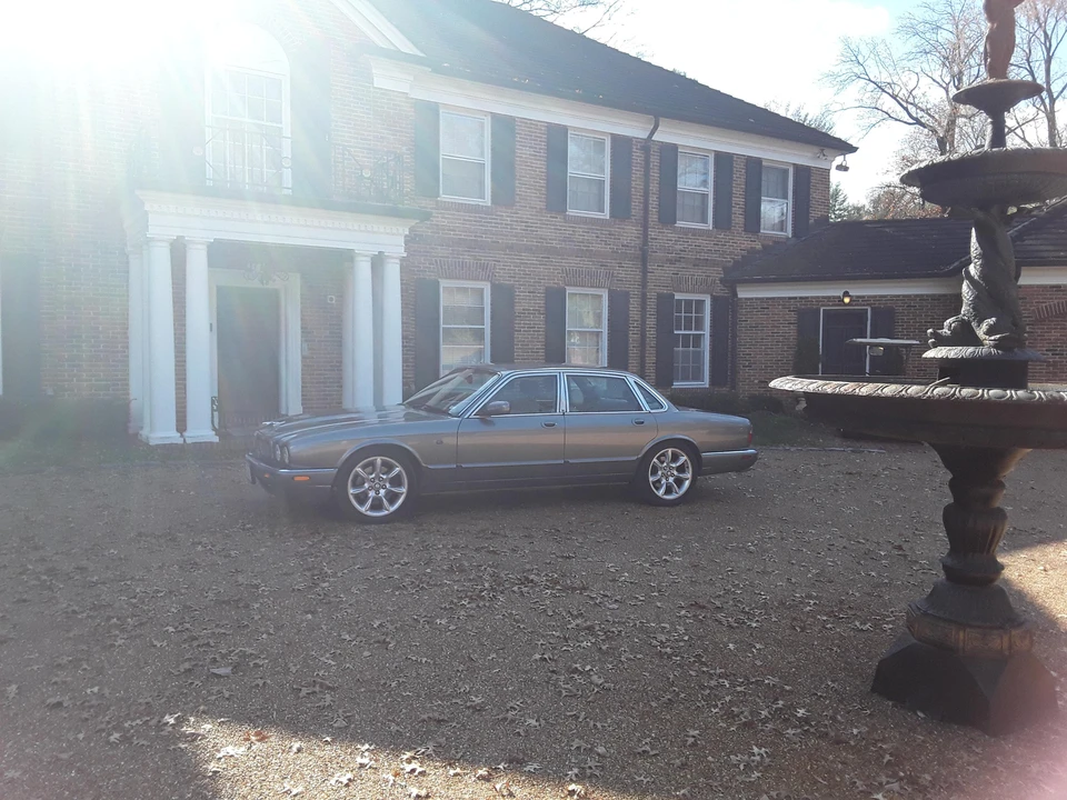 2003 Jaguar X308 XJR - Image 12 of 31