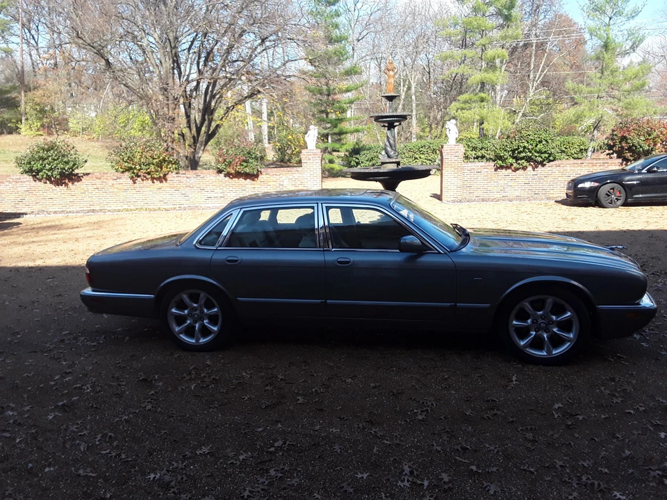 2003 Jaguar X308 XJR - Image 19 of 31