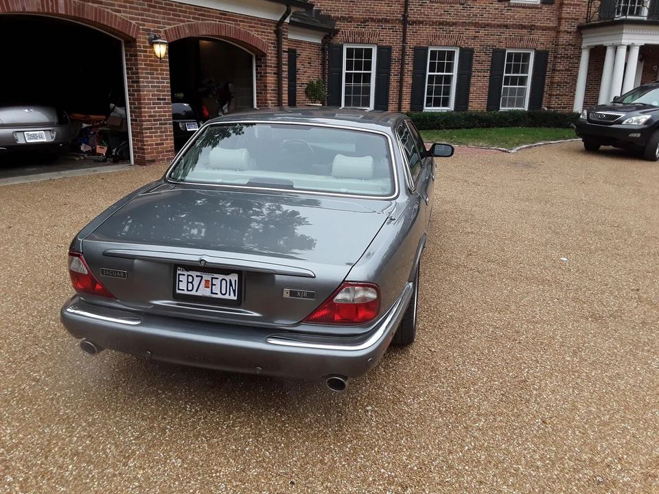 2003 Jaguar X308 XJR - Image 16 of 31