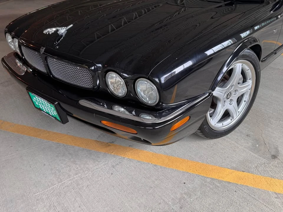 2003 Jaguar X308 XJR - Image 2 of 20