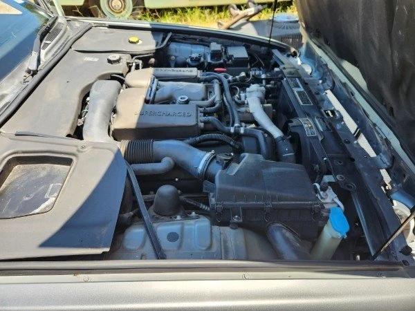 2003 Jaguar X308 XJR - Image 7 of 8