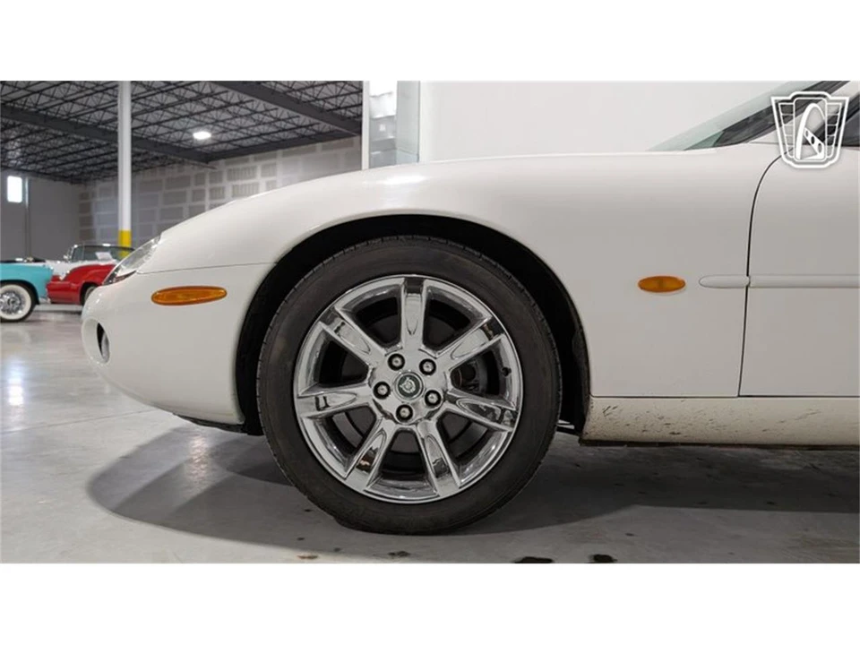 2003 Jaguar X100 XK8 - Image 27 of 31