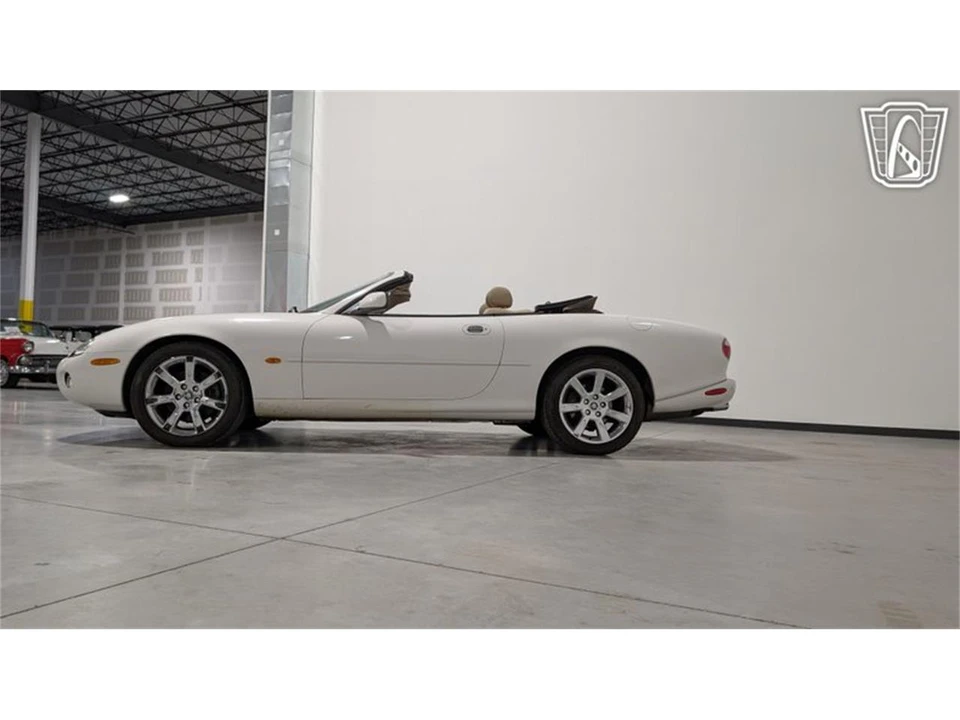 2003 Jaguar X100 XK8 - Image 7 of 31