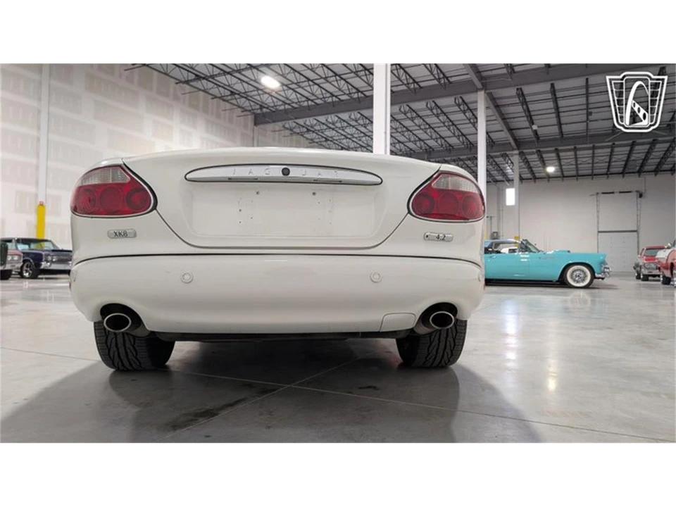 2003 Jaguar X100 XK8 - Image 13 of 31