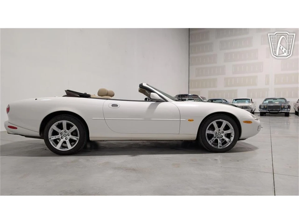 2003 Jaguar X100 XK8 - Image 18 of 31