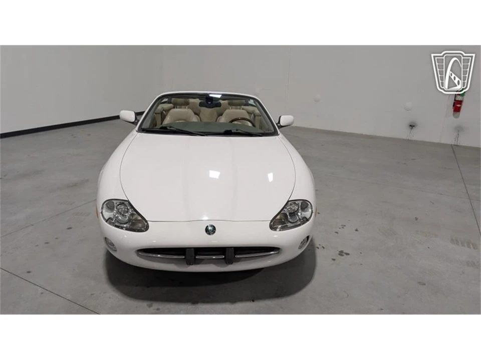 2003 Jaguar X100 XK8 - Image 23 of 31