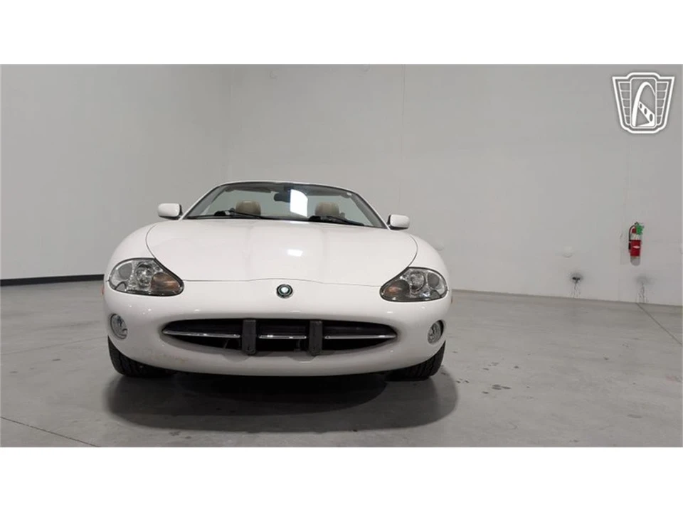 2003 Jaguar X100 XK8 - Image 24 of 31