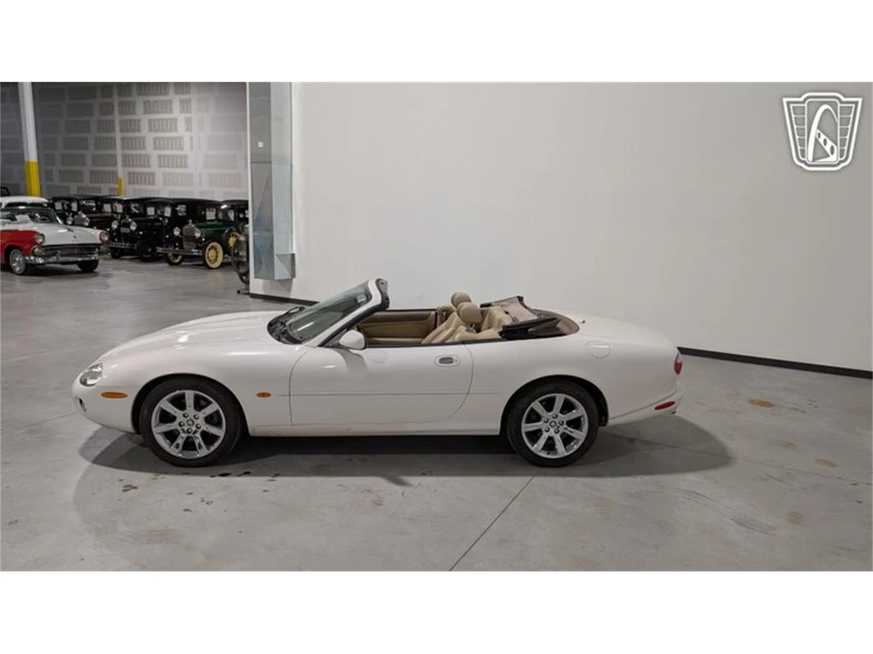 2003 Jaguar X100 XK8 - Image 5 of 31