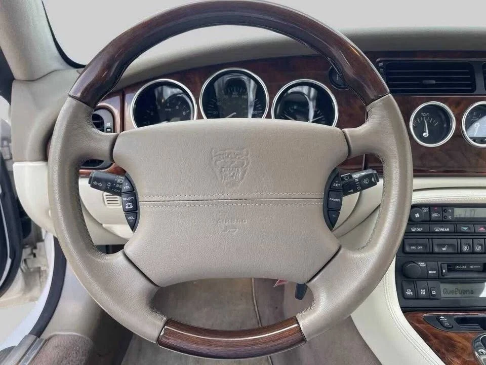 2003 Jaguar X100 XK8 - Image 16 of 18