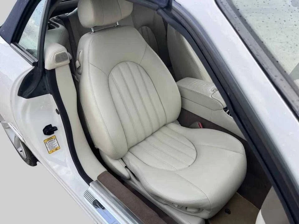 2003 Jaguar XK - Image 11 of 18