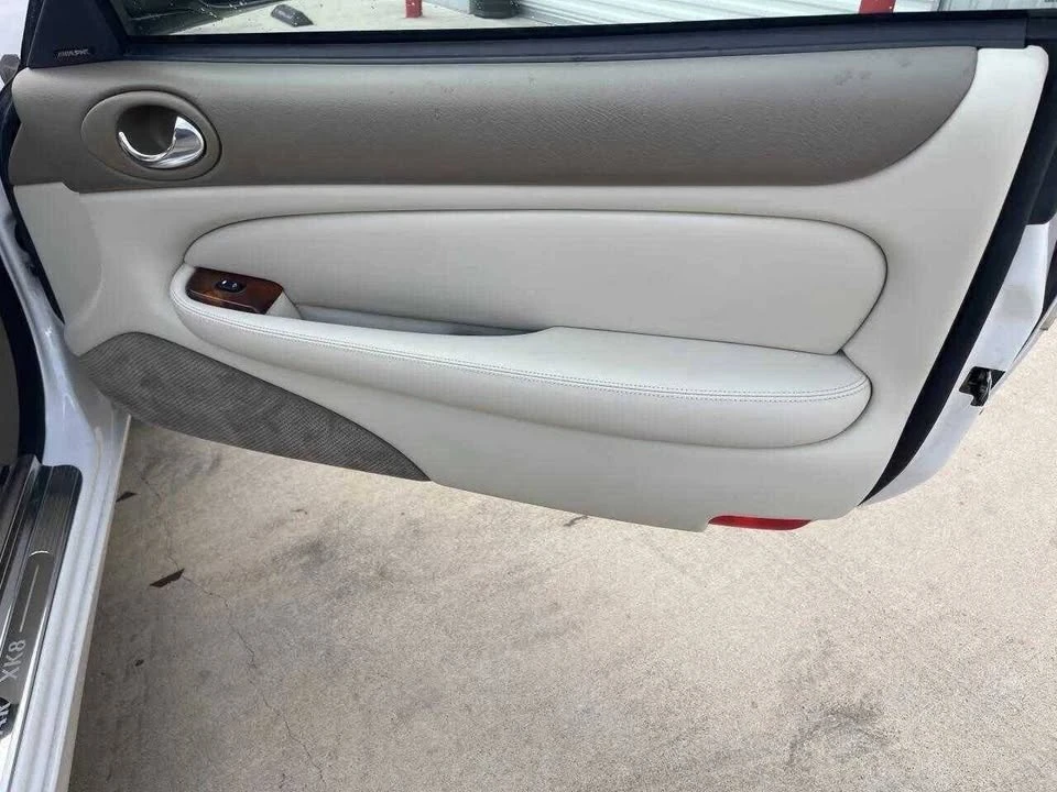 2003 Jaguar X100 XK8 - Image 12 of 18