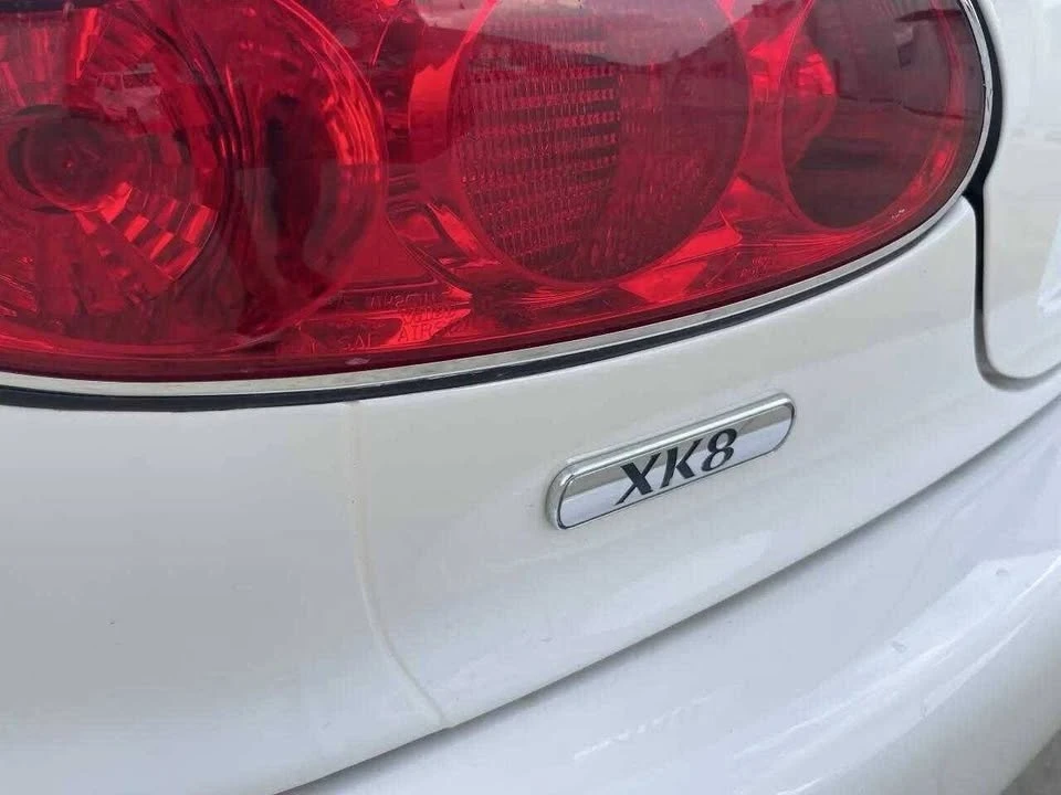2003 Jaguar X100 XK8 - Image 9 of 18