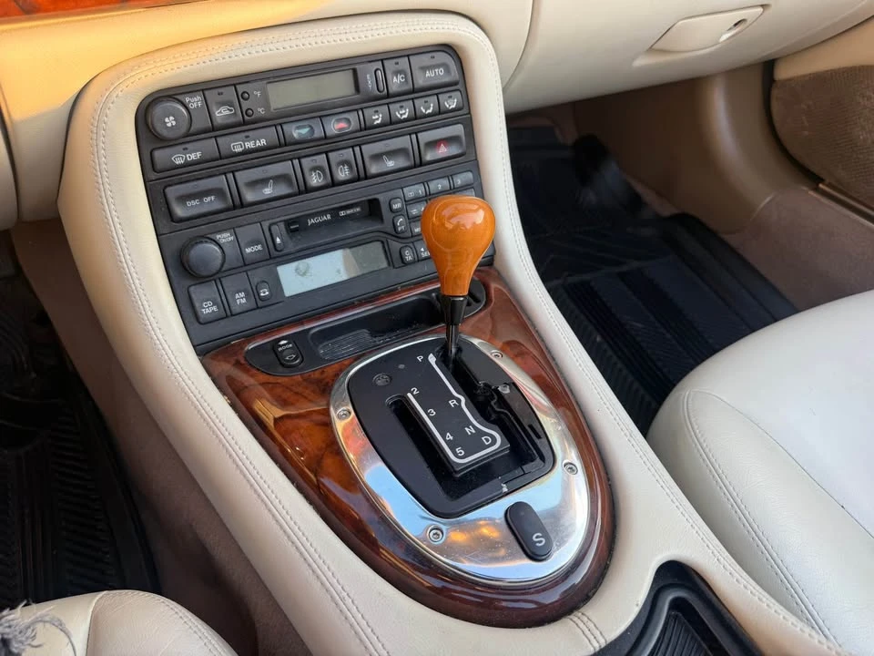 2003 Jaguar X100 XK8 - Image 15 of 20