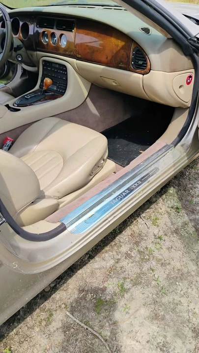 2003 Jaguar X100 XK8 - Image 8 of 10