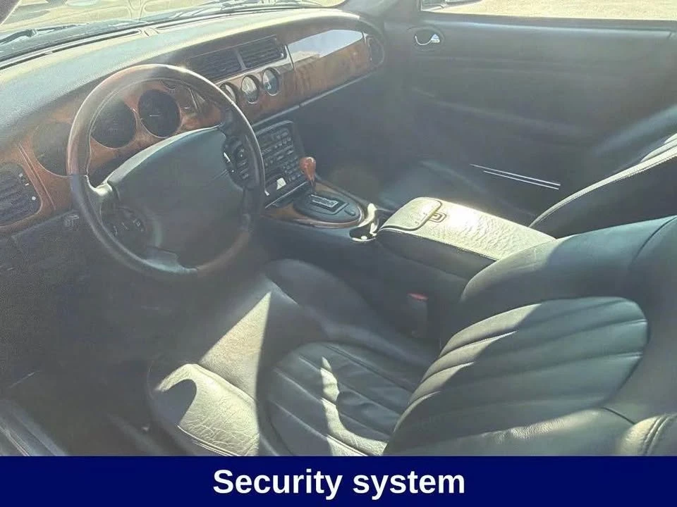 2003 Jaguar X100 XK8 - Image 11 of 16