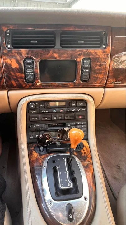 2003 Jaguar X100 XK8 - Image 6 of 14