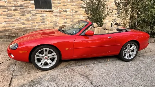 2003 Jaguar XK XK8 Convertible 2D