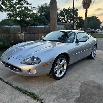 2003 Jaguar XK8 Coupe