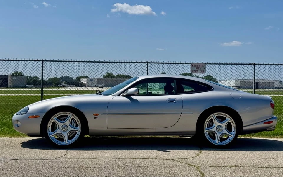 2003 Jaguar X100 XKR - Image 2 of 17