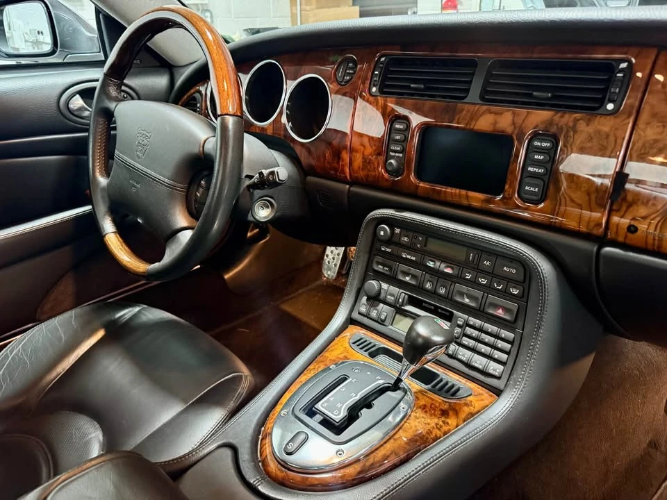 2003 Jaguar X100 XKR - Image 10 of 17