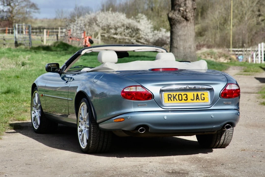 2003 Jaguar X100 XK8 - Image 17 of 30