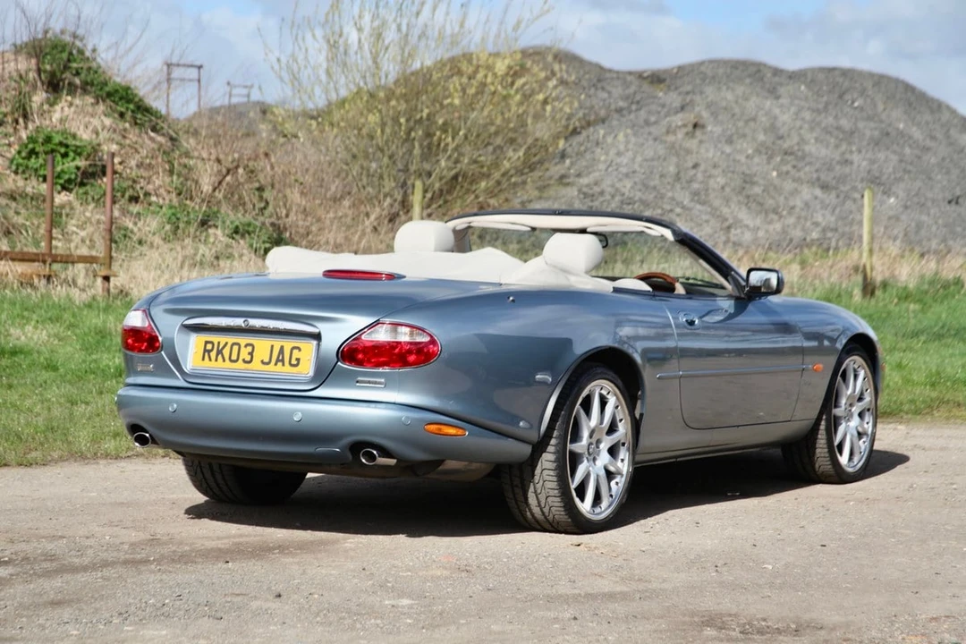 2003 Jaguar X100 XK8 - Image 22 of 30