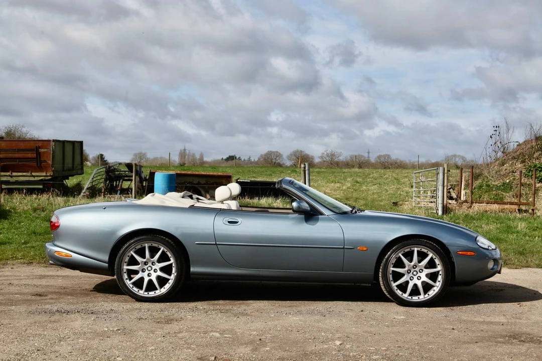 2003 Jaguar X100 XK8 - Image 24 of 30