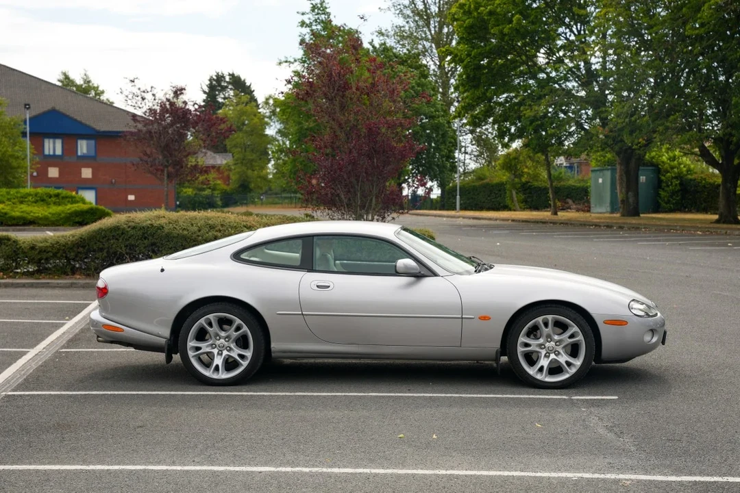2003 Jaguar X100 XK8 - Image 21 of 30