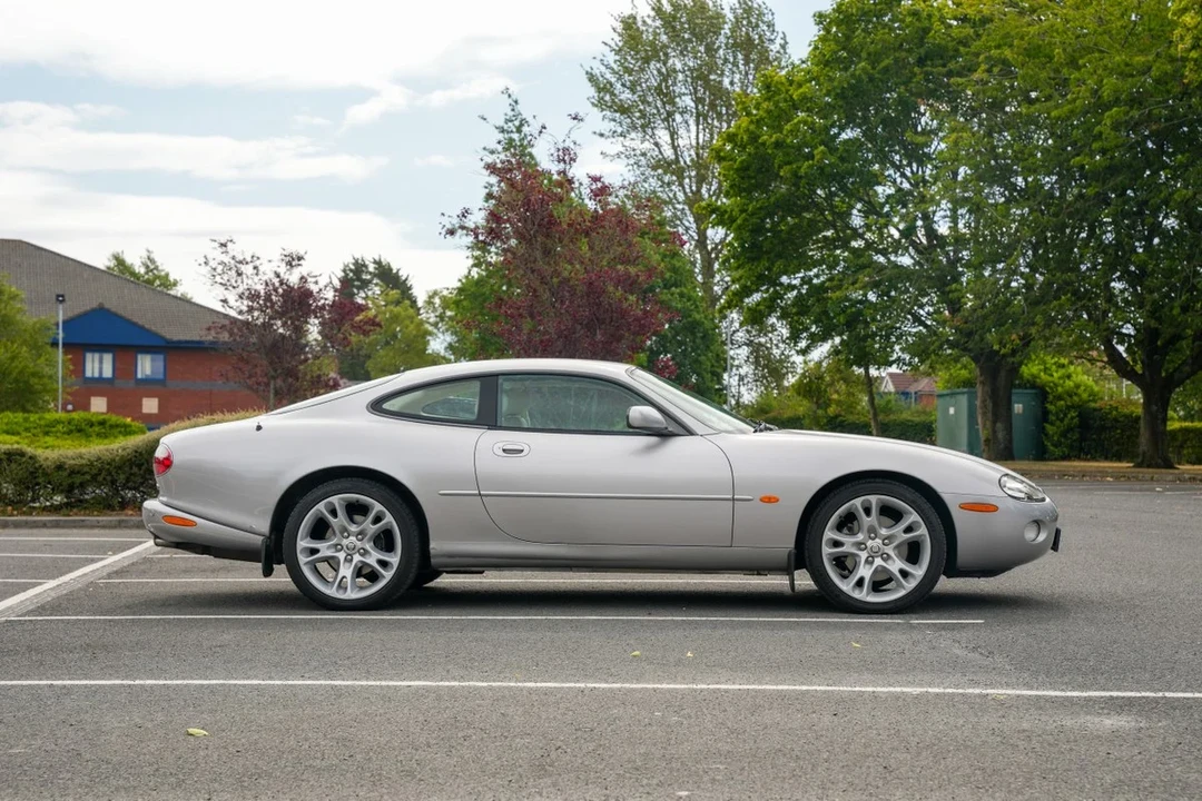2003 Jaguar X100 XK8 - Image 16 of 31