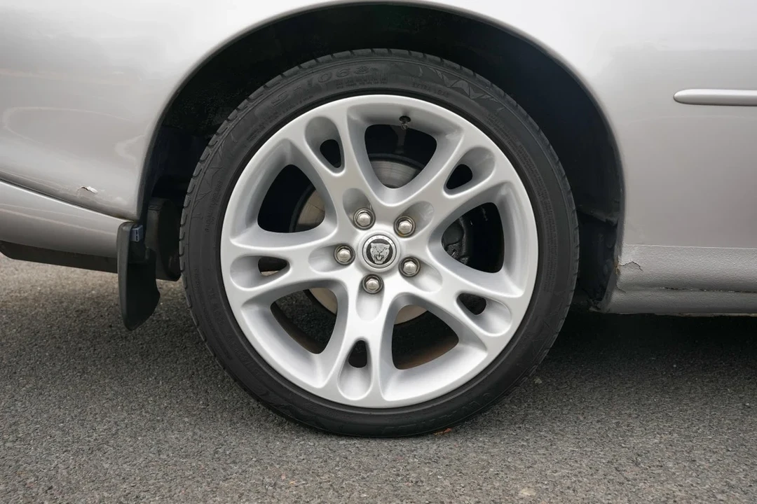 2003 Jaguar X100 XK8 - Image 26 of 31