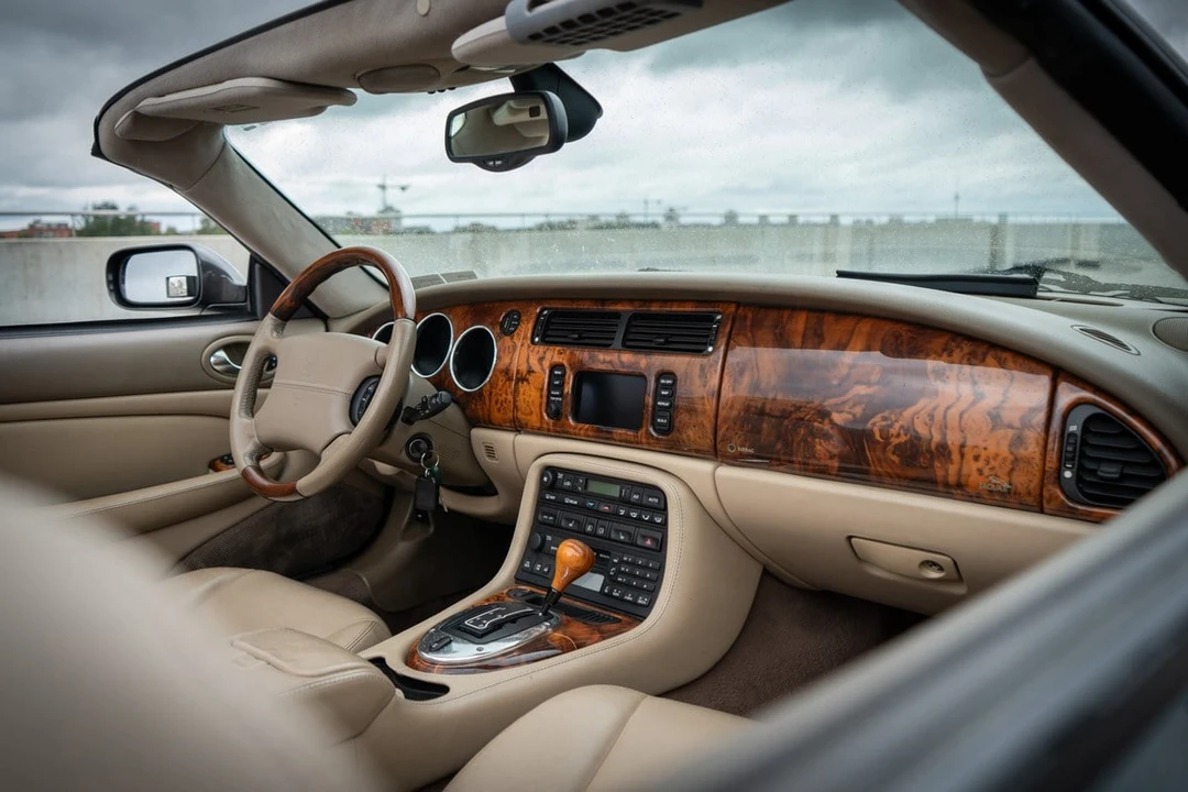 2003 Jaguar X100 XK8 - Image 24 of 30